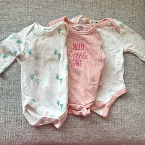 Rabbit Bear holiday onesies set of 3. Size 0-3 months